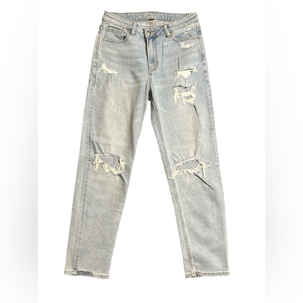 American Eagle Outfitters Light Blue Distressed Skinny Mom Jeans